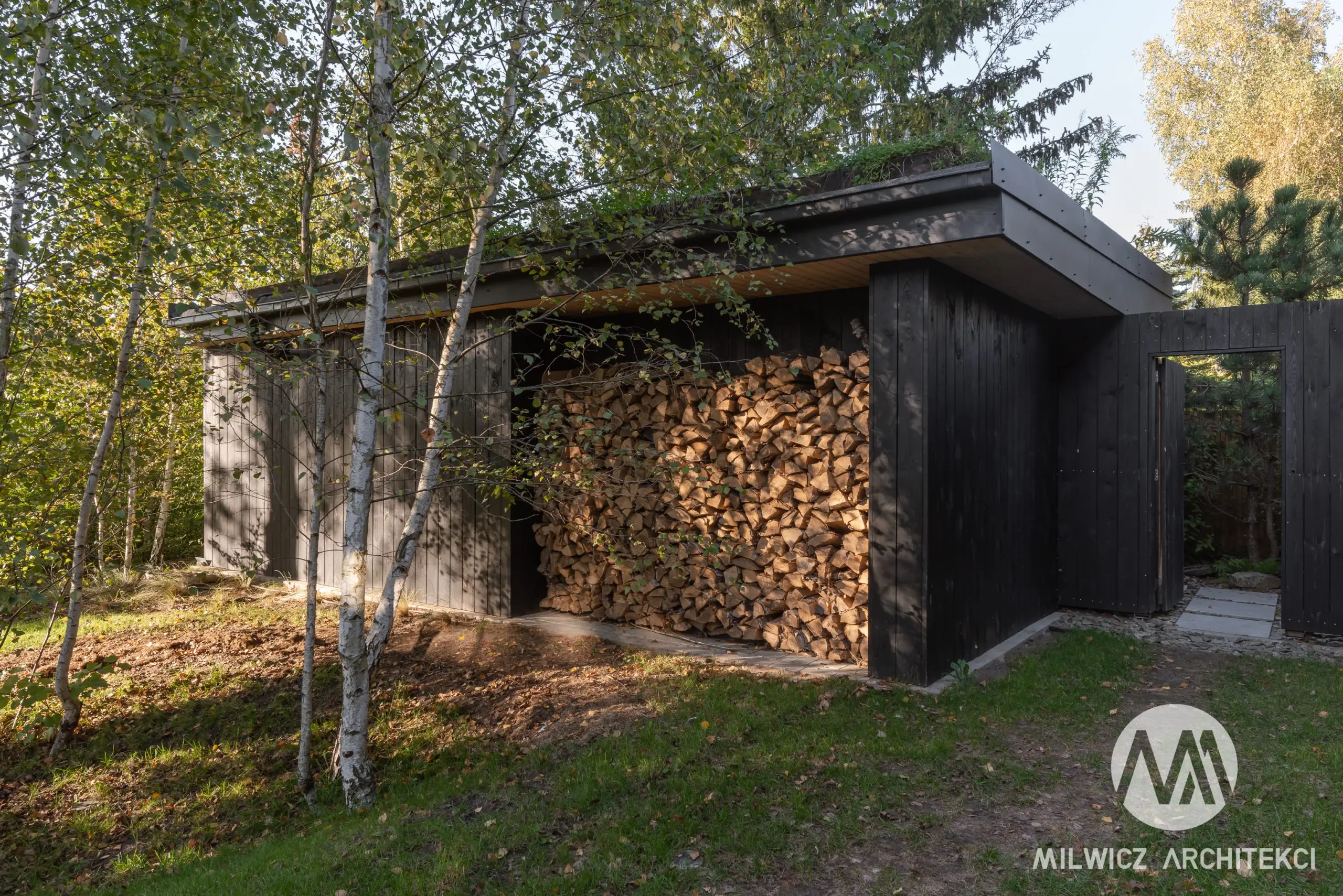 Milwicz architekci - projekty indywidualne - sauna - miejsce na drewno