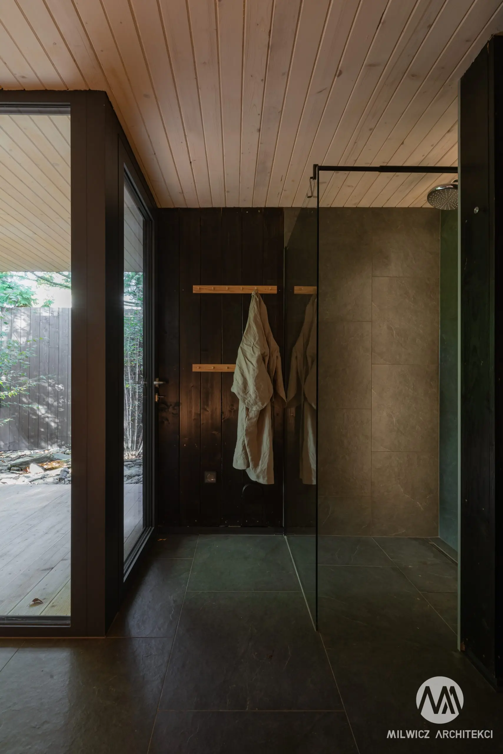 Milwicz architekci - projekty indywidualne - sauna - prysznic