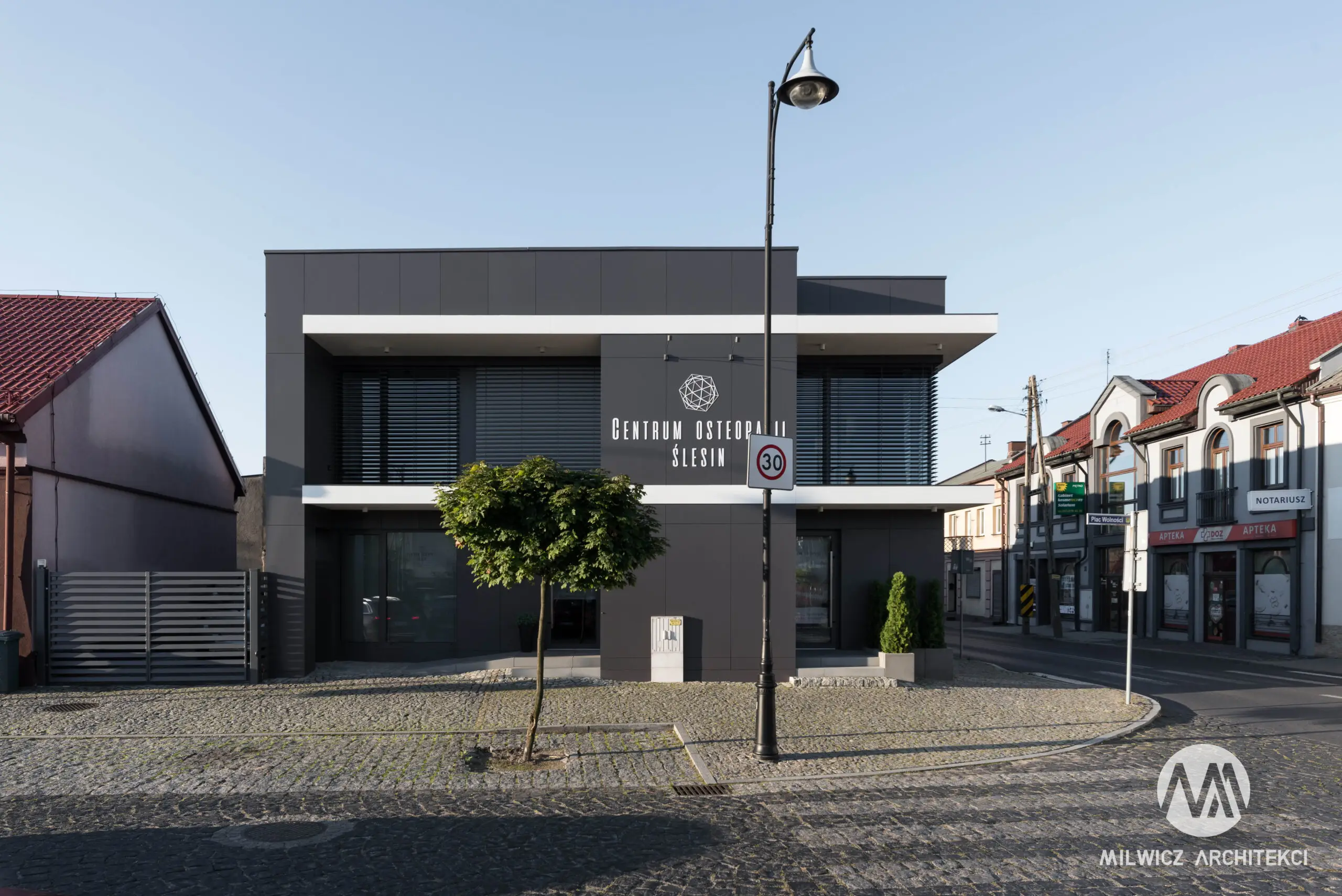 Milwicz architekci - projekty indywidualne - ślesin - realizacja - przebudowa 4